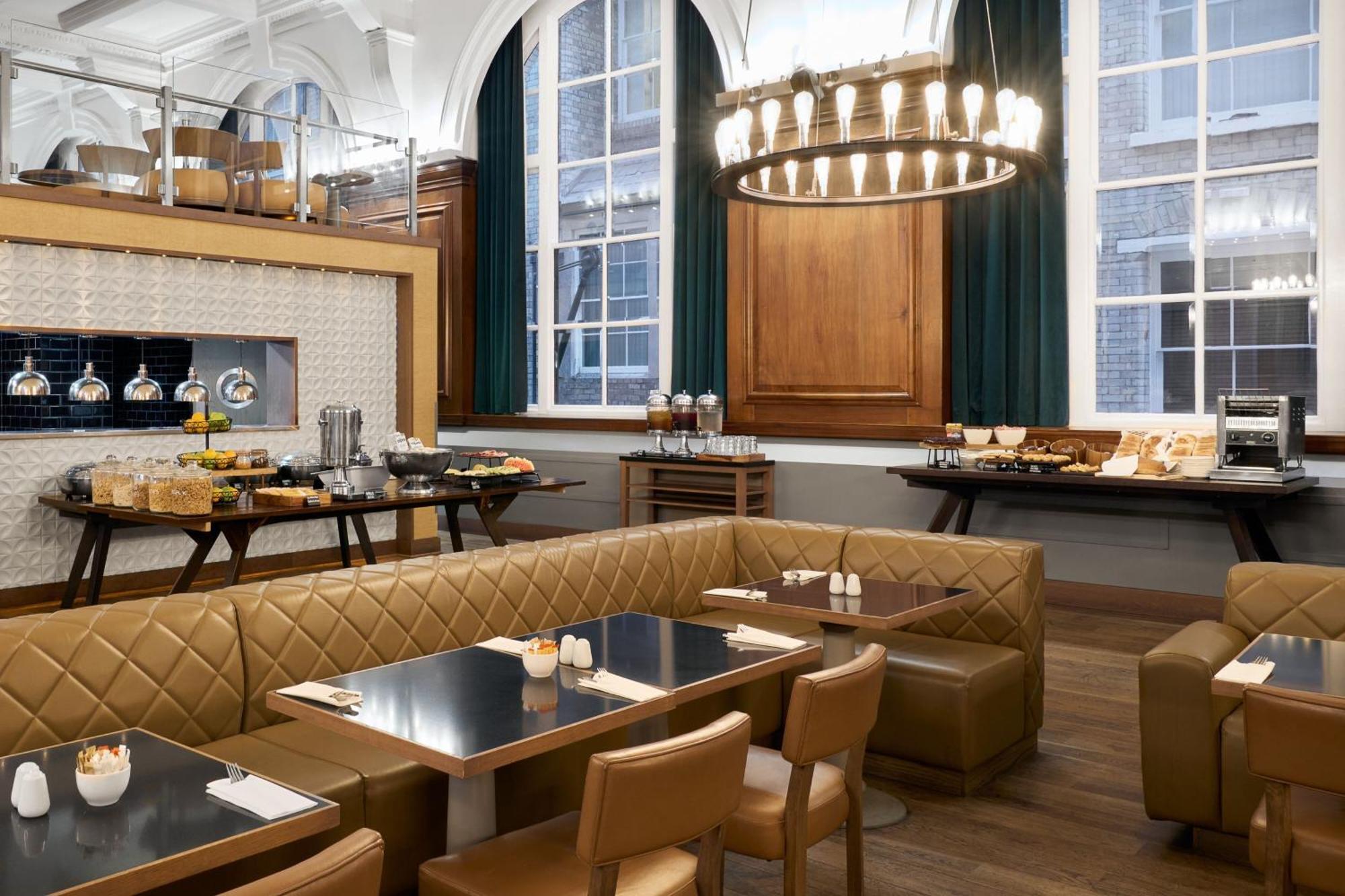 Aloft Liverpool Ngoại thất bức ảnh